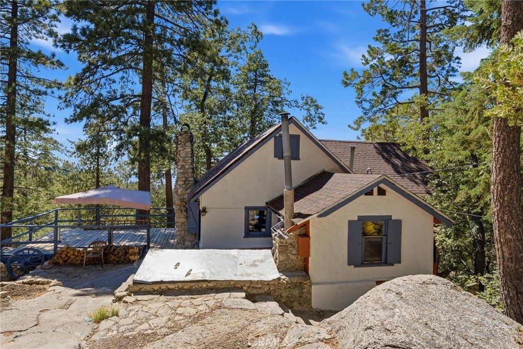 24759 Schaffer Drive, Idyllwild