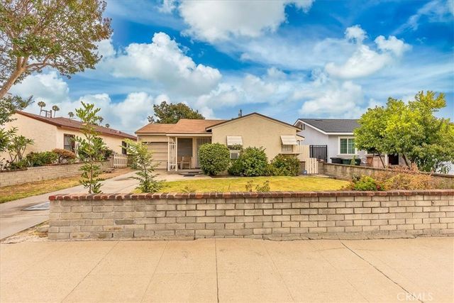 924 Walnut Street, San Gabriel