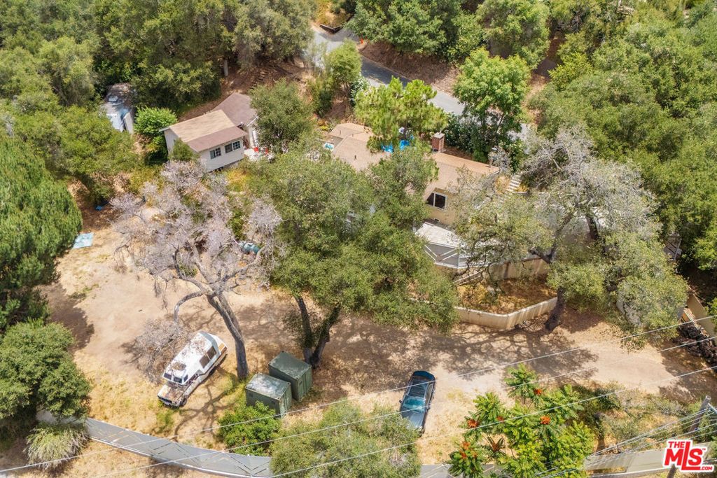 360 N Topanga Canyon Boulevard, Topanga