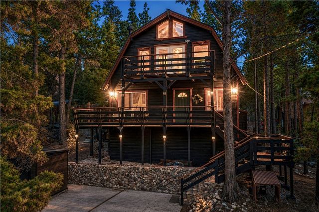 108 E Rainbow, Big Bear City