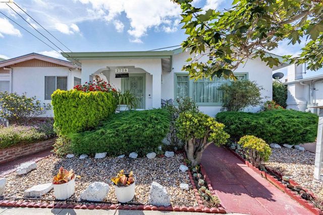 2706 67th Ave, Oakland