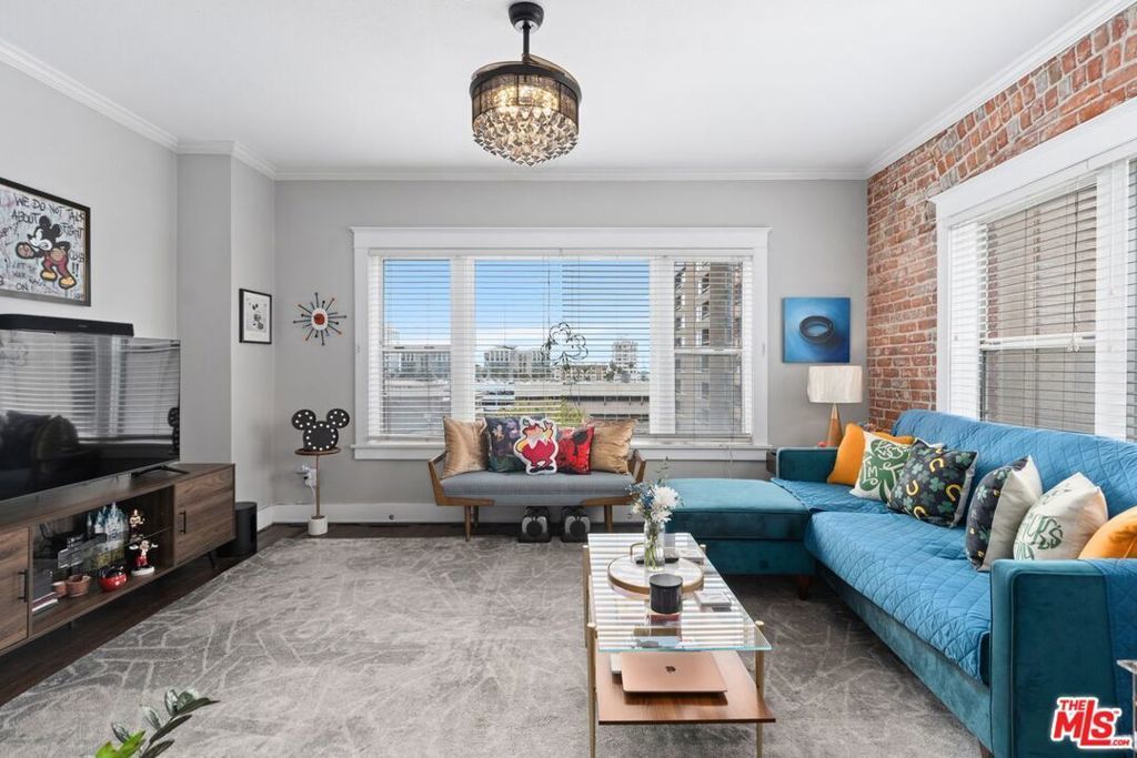 325 W 3rd Street # 502, Long Beach