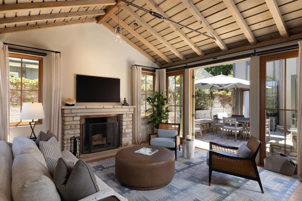 26264 Valley View Avenue, Carmel