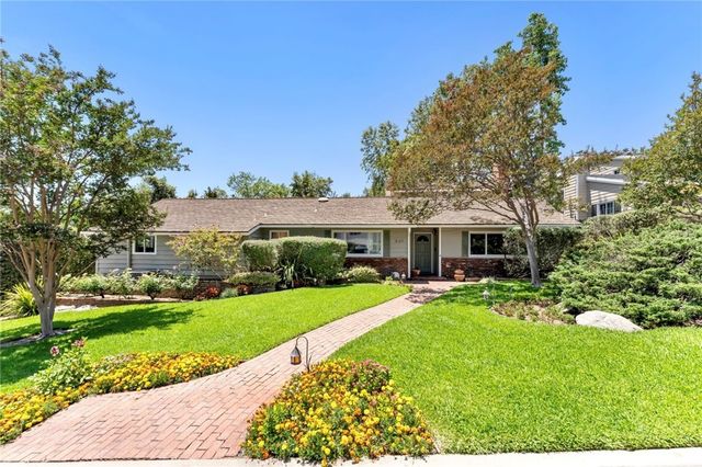 561 Sierra Meadows, Sierra Madre