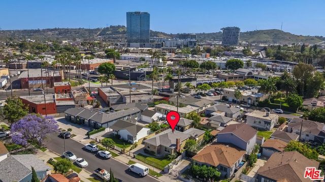 5904 Dauphin Street, Los Angeles