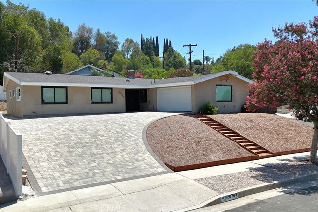 20703 Collins Street, Woodland Hills