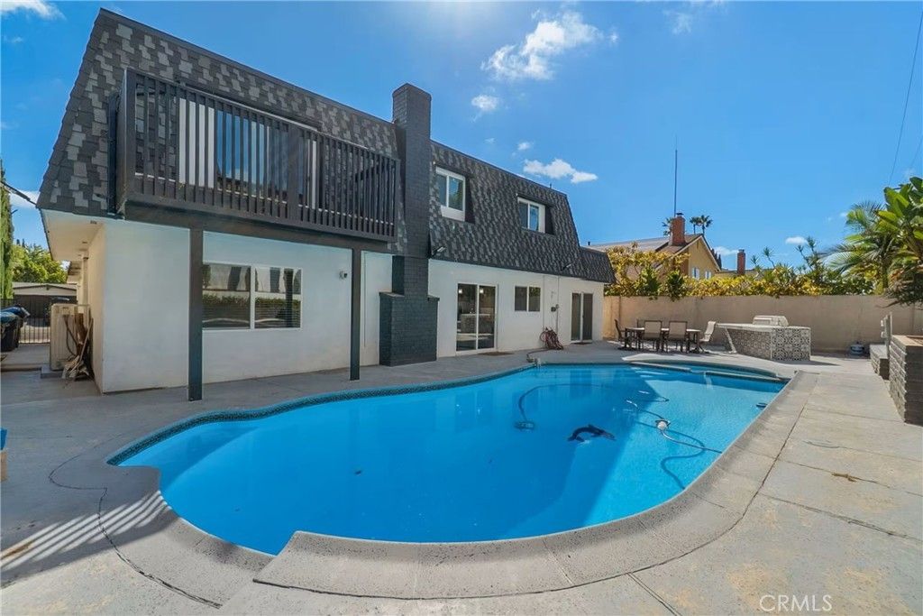 25421 Adriana, Mission Viejo
