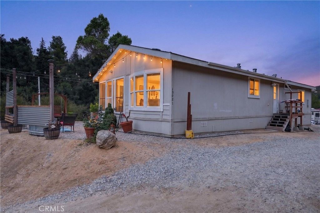 19021 Cypress, Banning