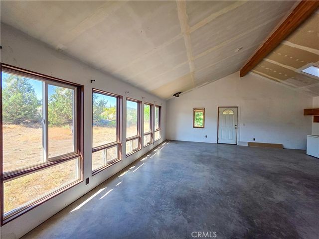 7021 Quarry Rd, Weed