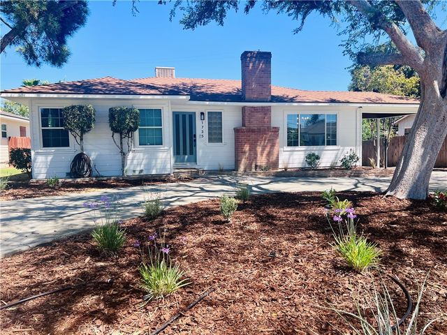 1735 Los Robles Drive, Bakersfield