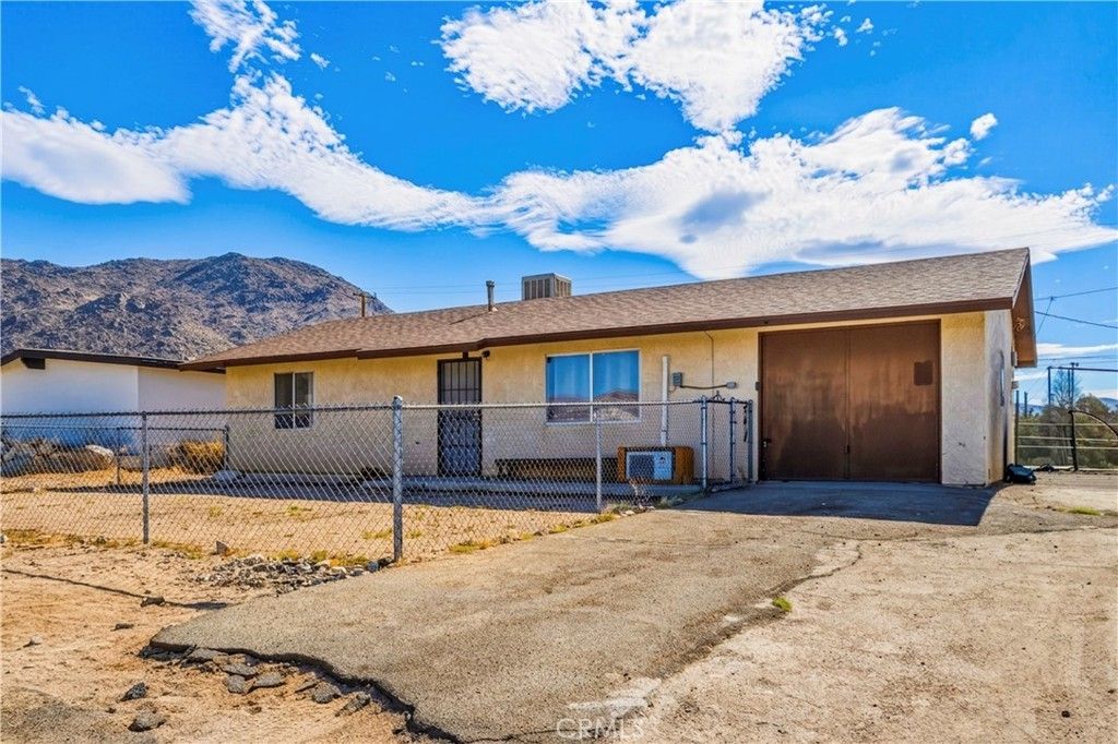 7004 49 Palms, 29 Palms