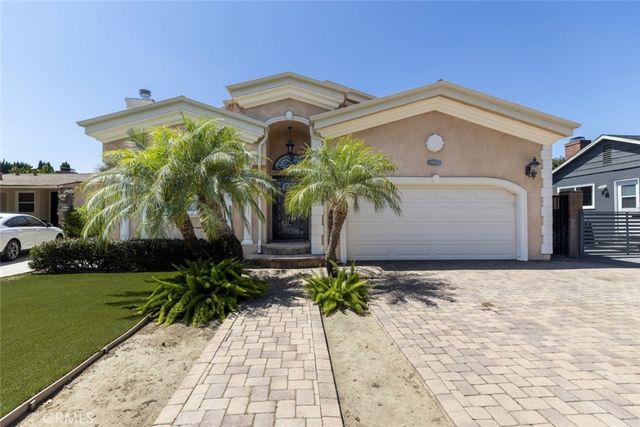 14930 Hartland Street, Van Nuys