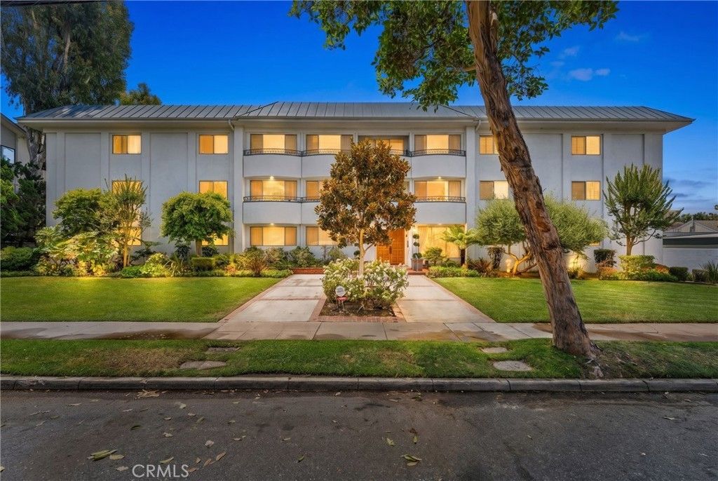 972 E California # 207, Pasadena