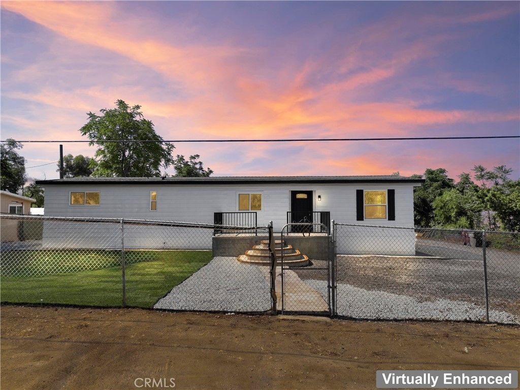 21133 Kinney, Perris