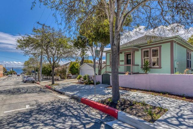 399 Hoffman Avenue, Monterey