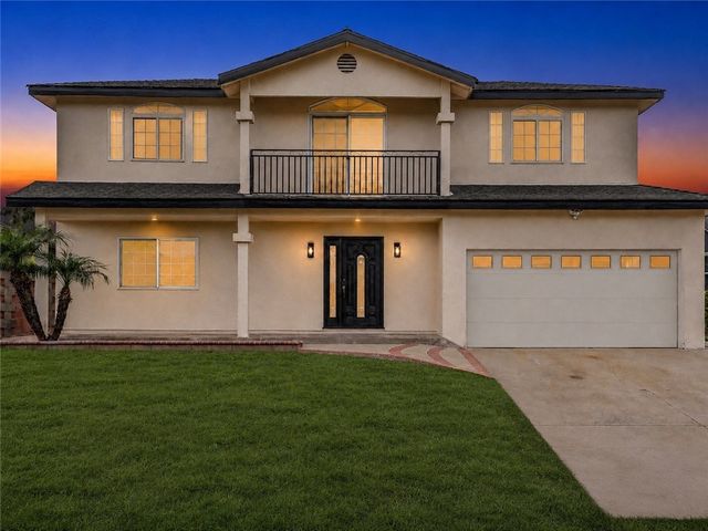8831 Glider Avenue, Los Angeles