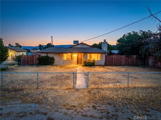8728 W Avenue E12, Lancaster