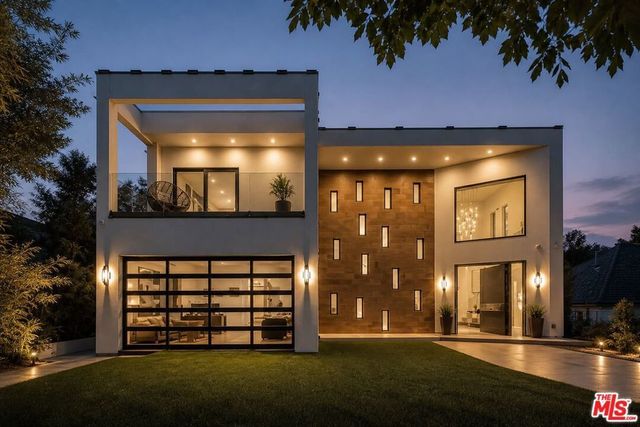 12443 W Sunset Boulevard, Los Angeles