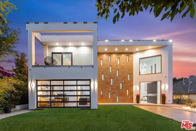 12443 W Sunset Boulevard, Los Angeles