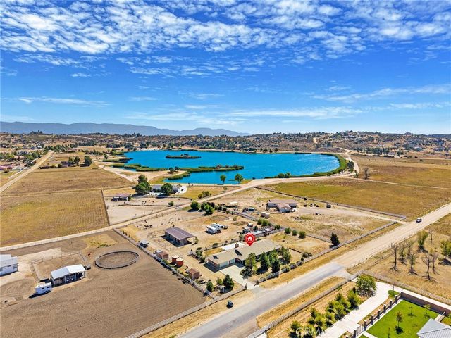 49701 Sky Harbor, Aguanga