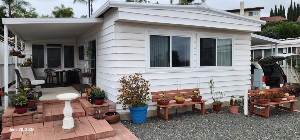 245 W Bobier Drive # 06, Vista