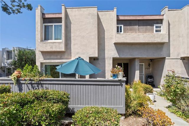 1854 Rainbow Terrace, Montebello
