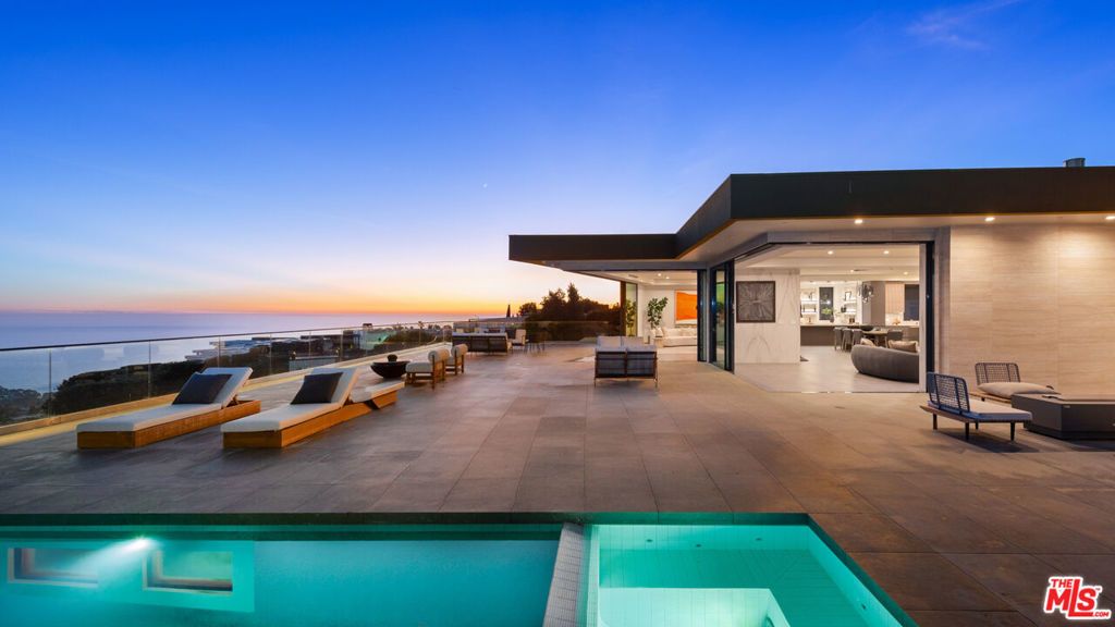 16680 Charmel Lane, Pacific Palisades