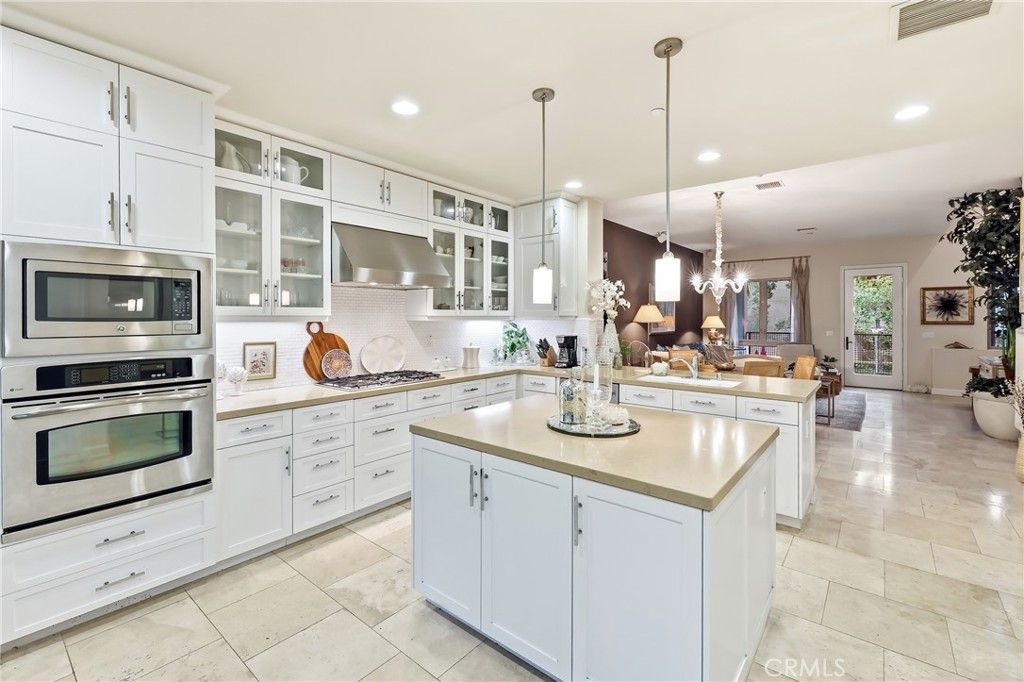 23 Vantis, Aliso Viejo