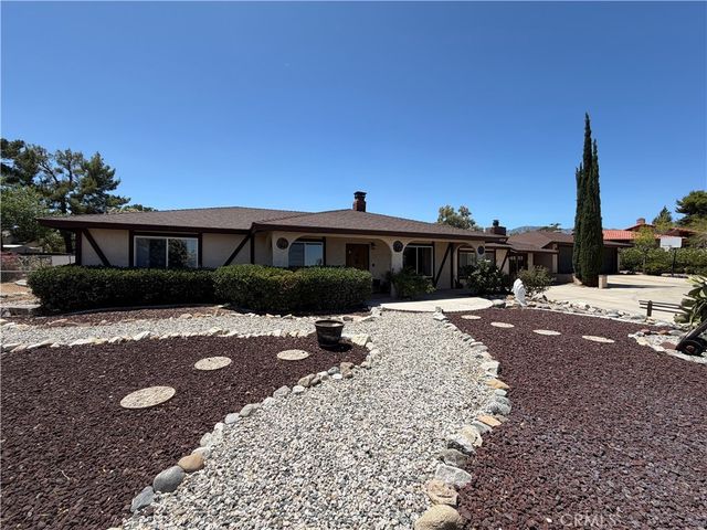 32038 Crystalaire, Llano