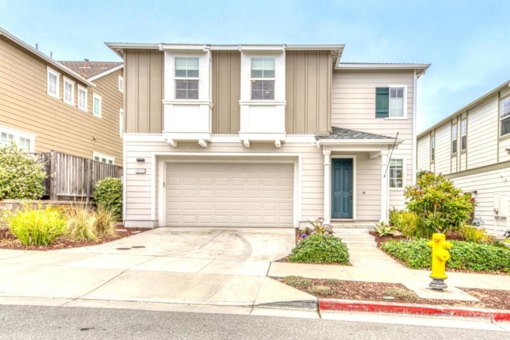 2717 Parkview Way, Marina
