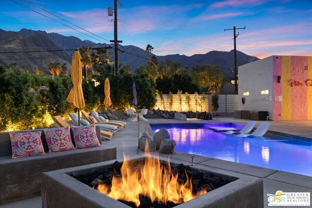 775 W Racquet Club Road, Palm Springs