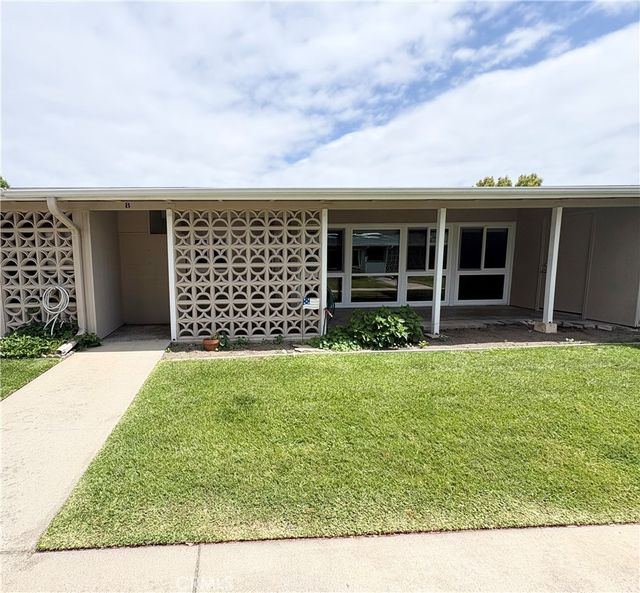 1371 Oakmont Rd. # M7-150b, Seal Beach
