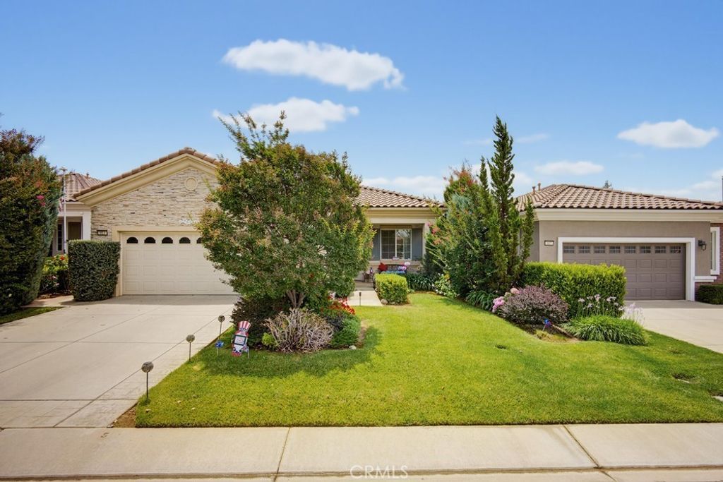 913 Avenal, Beaumont
