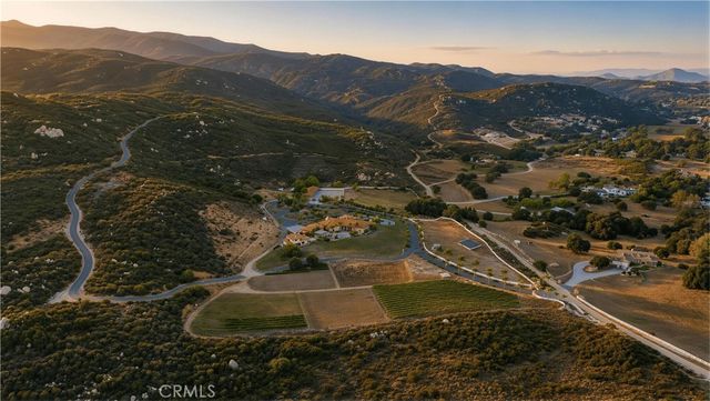 37565 Calle De Companero, Murrieta