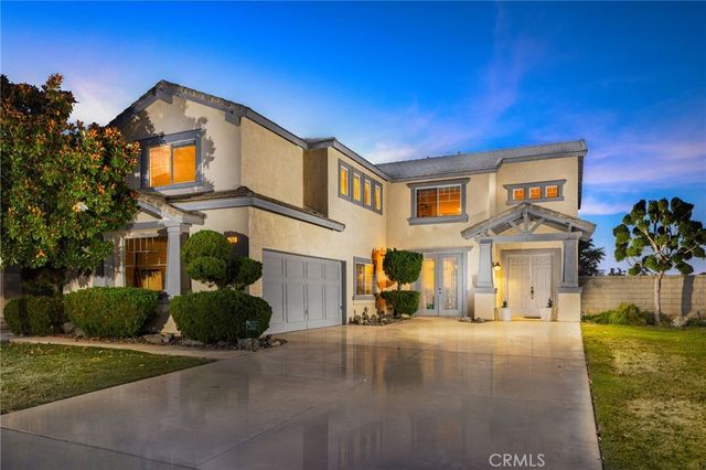 705 Hearst, Corona