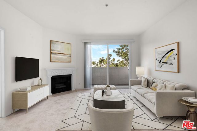 620 S Gramercy Place # 301, Los Angeles