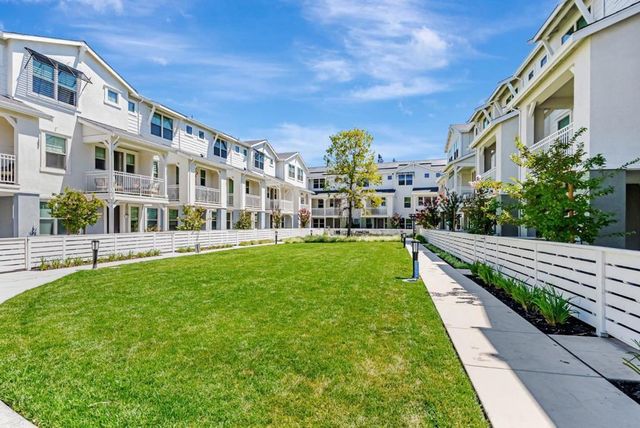 2775 Oak Road, Walnut Creek