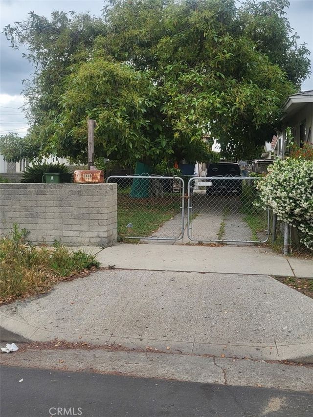 2446 Meadowvale, Los Angeles