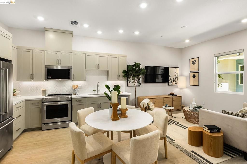 28930 Parkridge Loop # 106, Hayward