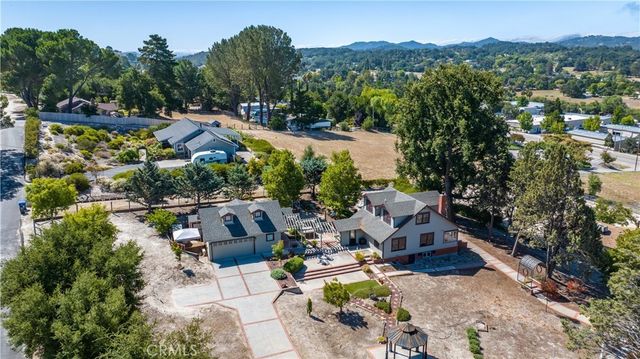 3155 El Camino Real, Atascadero