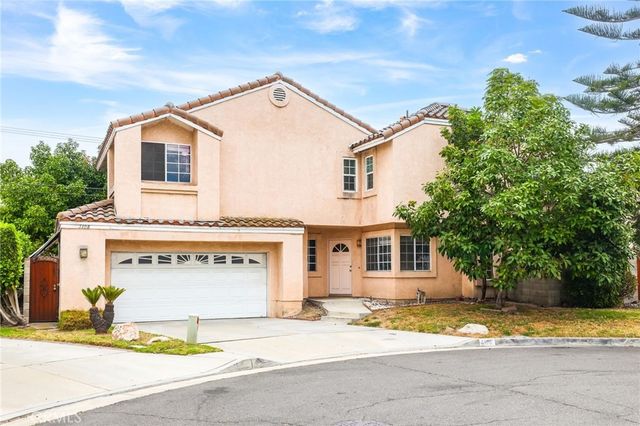 5108 W Napali, Santa Ana