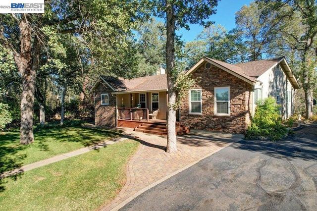 19650 Russell, Cottonwood