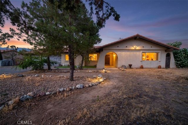 8899 Camphor Avenue, Hesperia