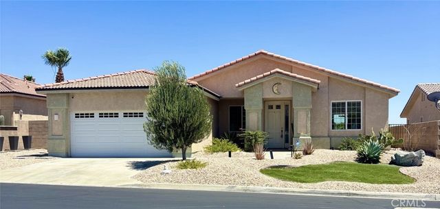 8422 Meadows, Desert Hot Springs