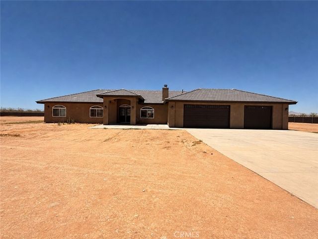 14642 Natoma, Apple Valley