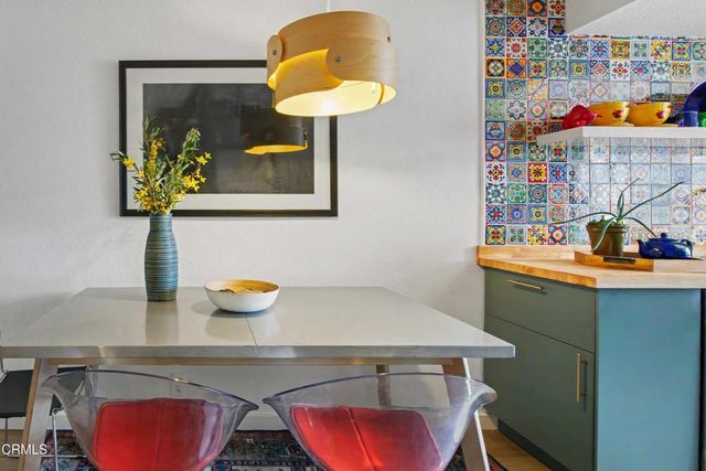 10960 Bluffside # 102, Studio City