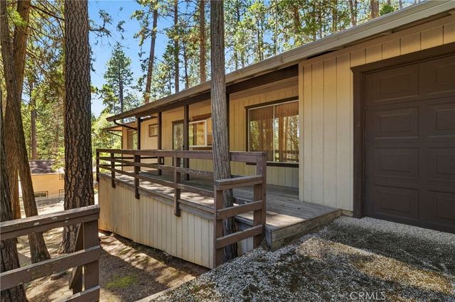 15383 Forest Ranch, Forest Ranch