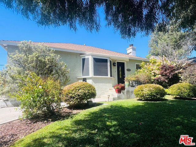 6727 W 88th Street, Los Angeles