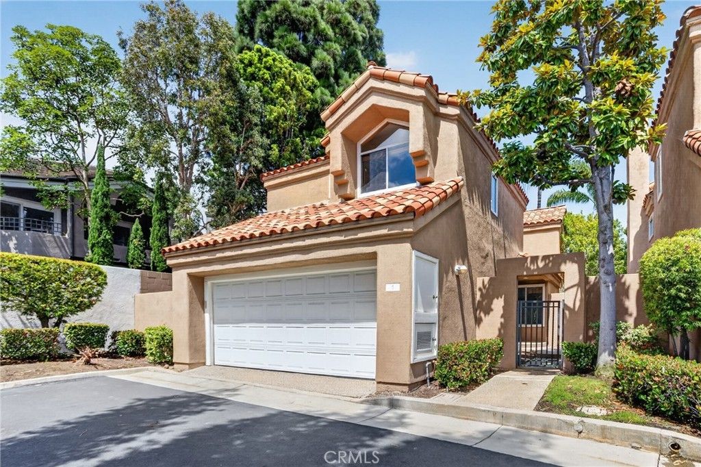 1 Cormorant Circle, Newport Beach