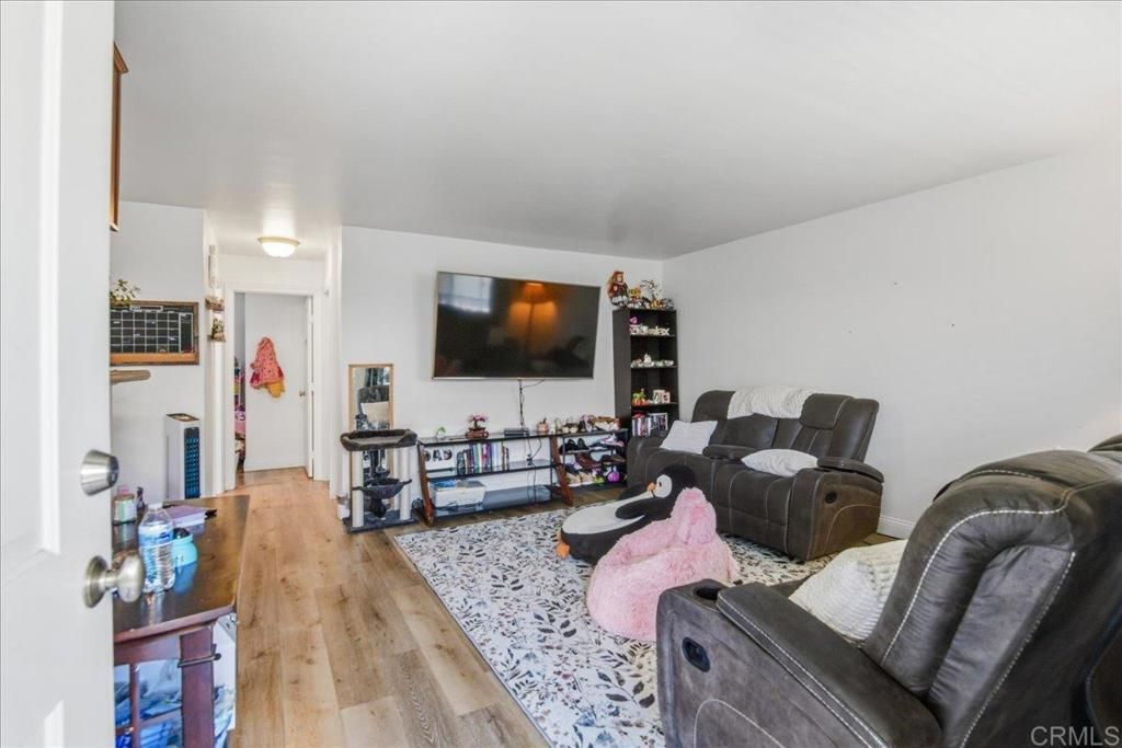12805 Mapleview St # 8, Lakeside